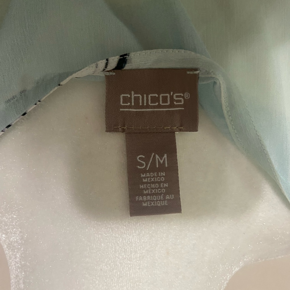 Chico's S/M semi sheer floral print oversized batwing overlay blouse EUC - Picture 2 of 6